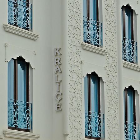 Kralice Hotel Istanboel Buitenkant foto